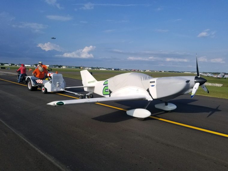 17 Back to Flight Line